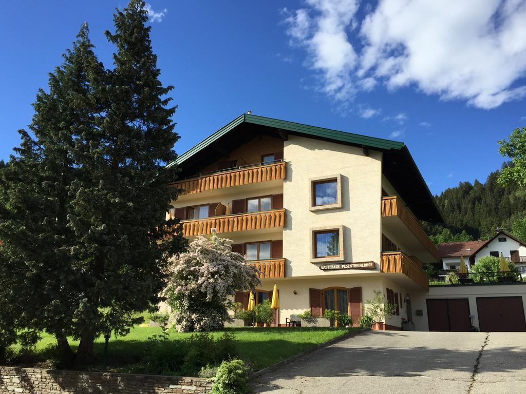 Hotel Pesentheinerhof Millstatt am See Exterior foto